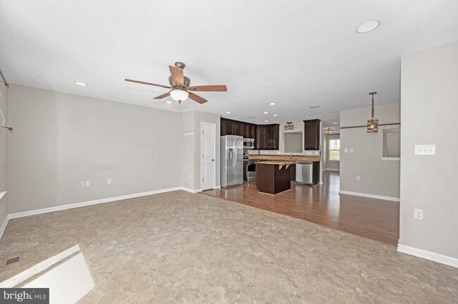 Photo - 7 New Gate Ct