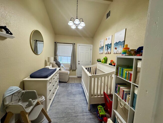 Photo - 2/1 Home Available for Immediate Move In!