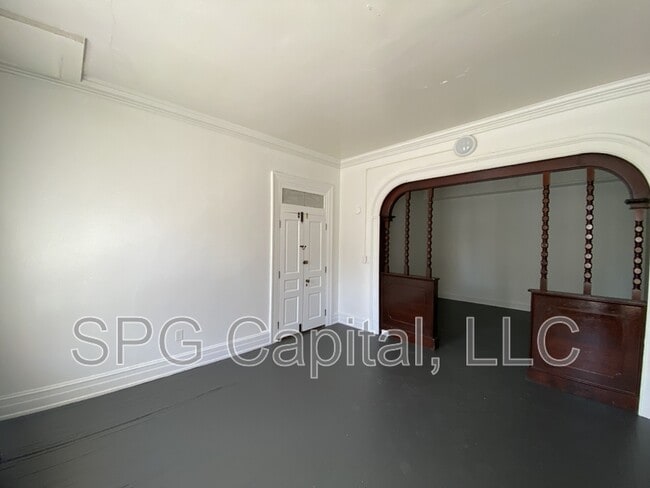 Photo - 351 W King St Unit 1