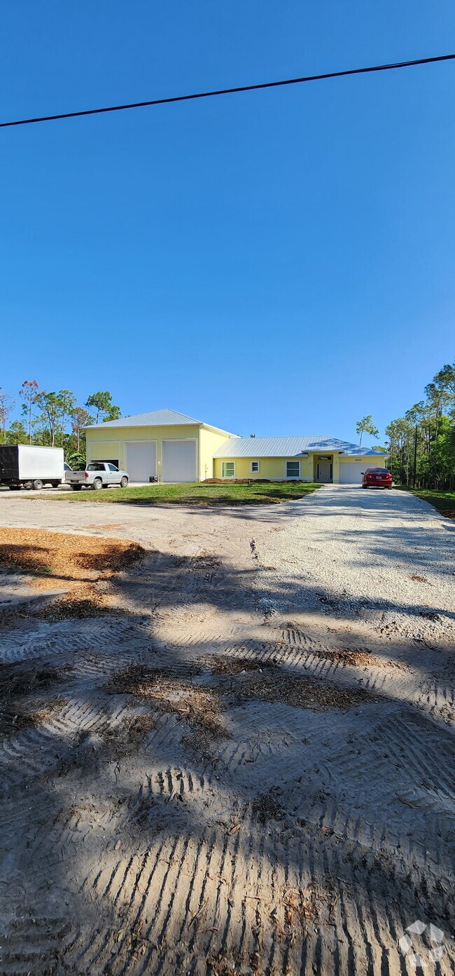 Street view - 10925 Red Dragon Ln Rental