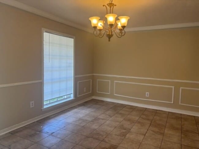 Photo - 405 N Flag Chapel Rd