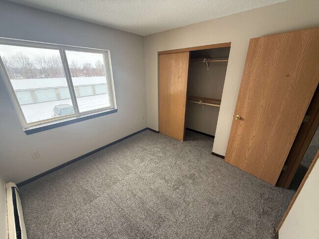 Photo - *WINTER MOVE-IN SPECIAL*
3 Bedroom | 2 Bathroom 2nd Floor Unit in Oelwein Available in RIGHT NOW! Unit 23