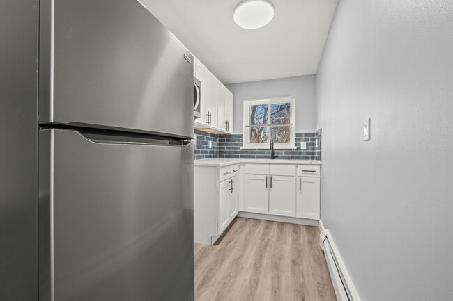 Photo - 332 Park Ave Unit B