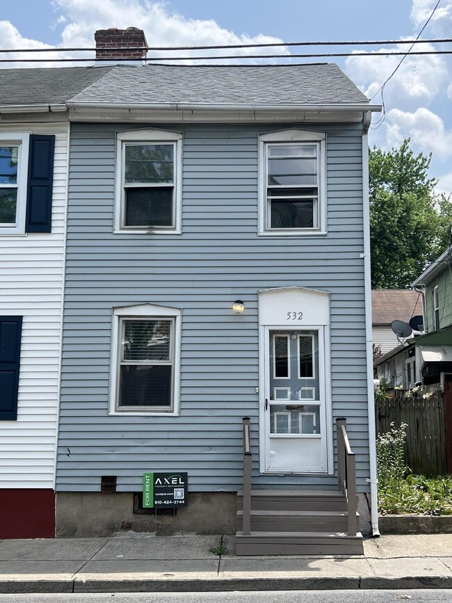 3BR Home Available NOW in Allentown! - 3BR Home Available NOW in Allentown!