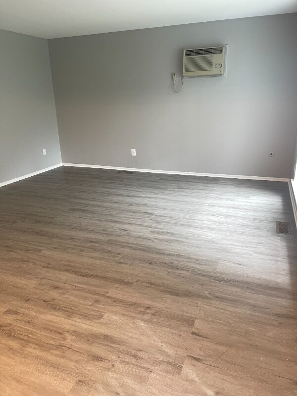 Photo - 271 E Oakridge Ave Unit 105