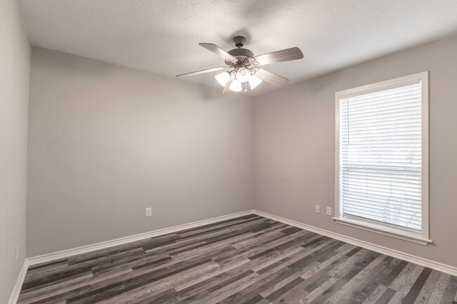 Building Photo - 20007 S Pecos Valley Trail