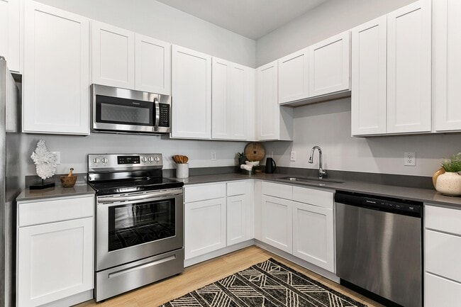 Photo - Bay Pointe at Summerville