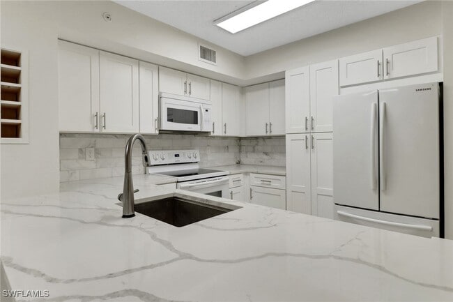 Photo - 1220 Wildwood Lakes Blvd Condo Unit 108