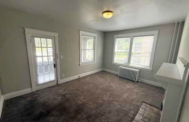 Photo - 3027 Clifton Ave Unidad 3027-01