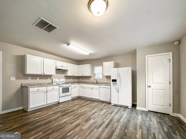 Photo - 75 Natures Trail