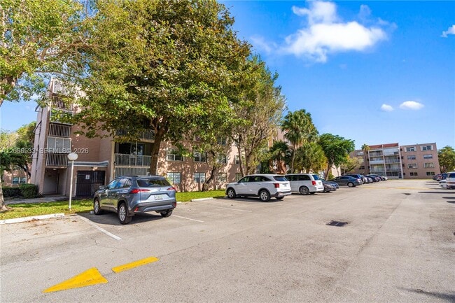 Photo - 8501 NW 8th St Unidad 106