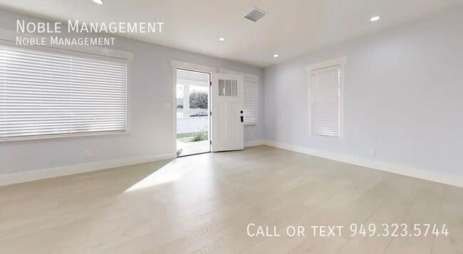 Photo - 721 W Almond Ave