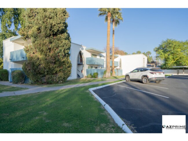 Photo - Discover this Lovely 1/1 Phoenix Condo!