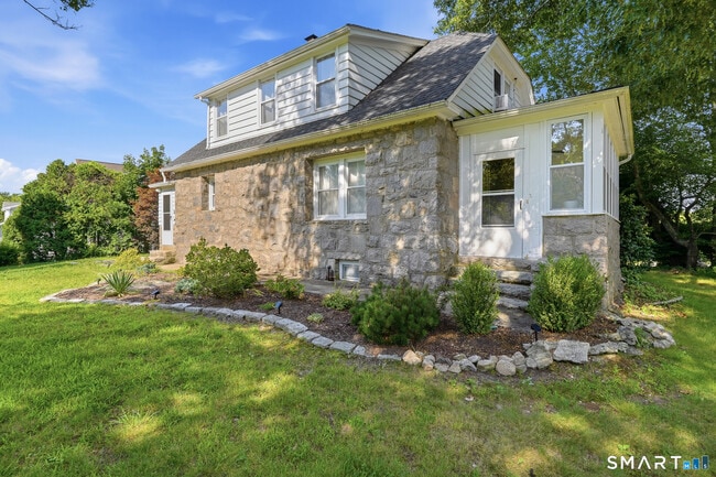 Photo - 1 E Lake Dr