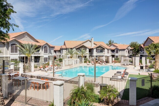 Pool Lounge