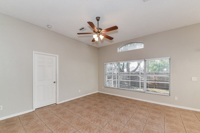 Photo - 1710 Scotch Pine Dr