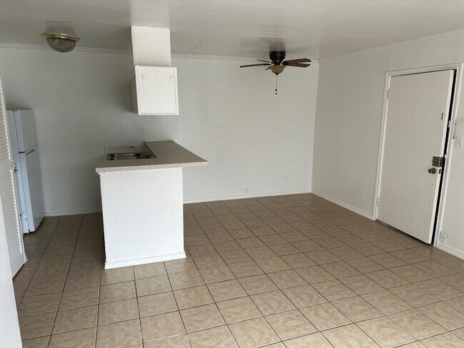 Photo - 820 W Alabama St Unidad 16