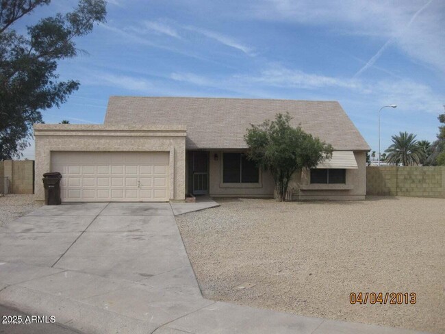 Building Photo - 10614 N 72nd Ave Rental