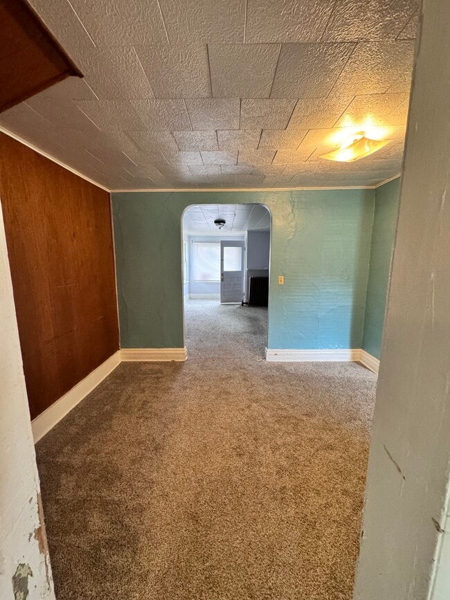 Dining 13 x 9 - 180 Martin St Unit House - 1st floor