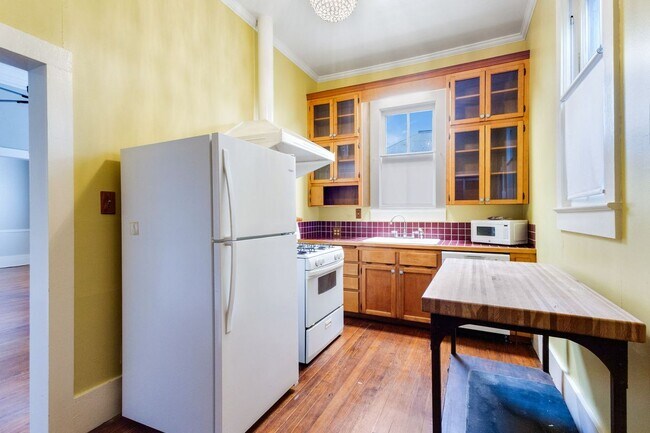 Photo - 201 S Orange St