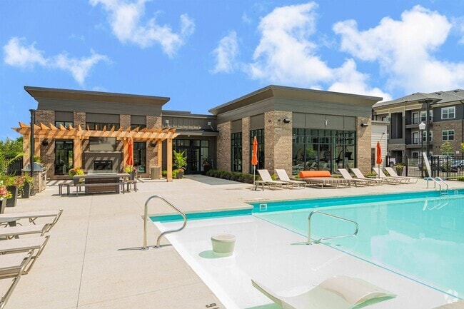 Building Photo - The Retreat at Canal Rental