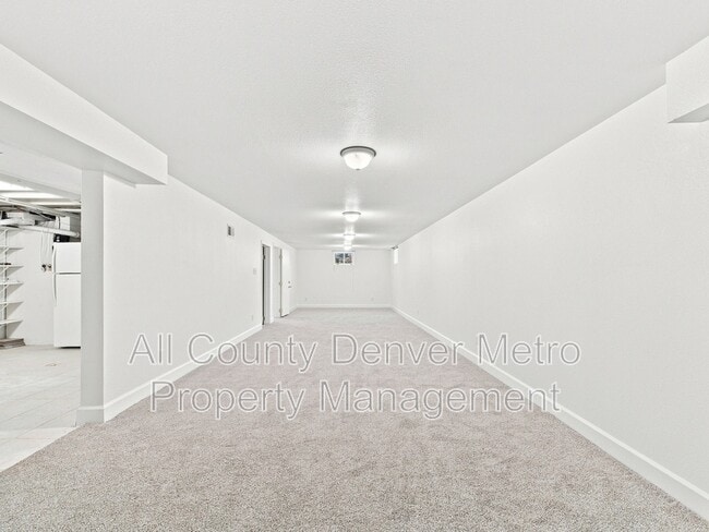 Building Photo - 769 Alkire St