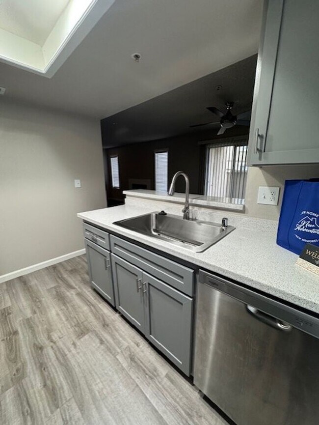 Photo - River Run Apartments