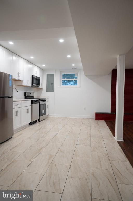 Photo - 13021 Tamarack Rd