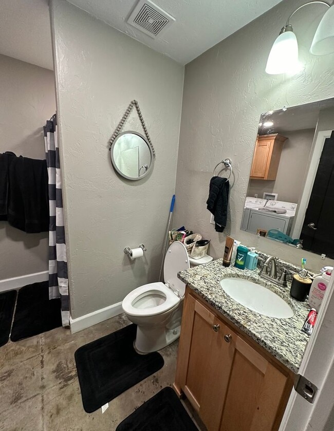 Photo - Cute and Cozy 1 Bedroom 1 Bath House