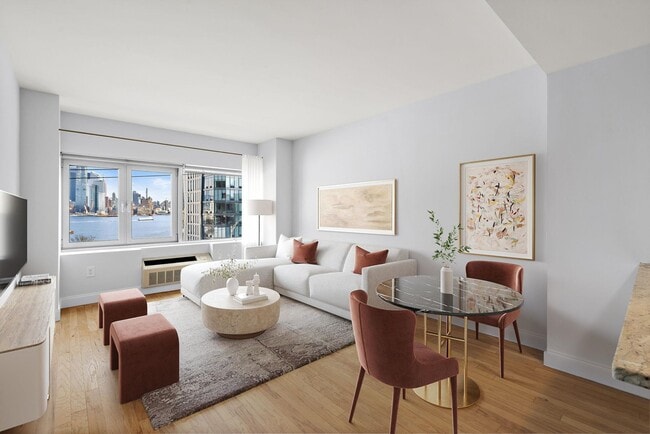 Building Photo - 1700 Park Ave Unit 705