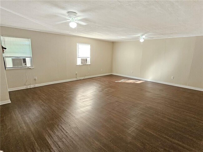 Photo - 1620 Cardinal Rd