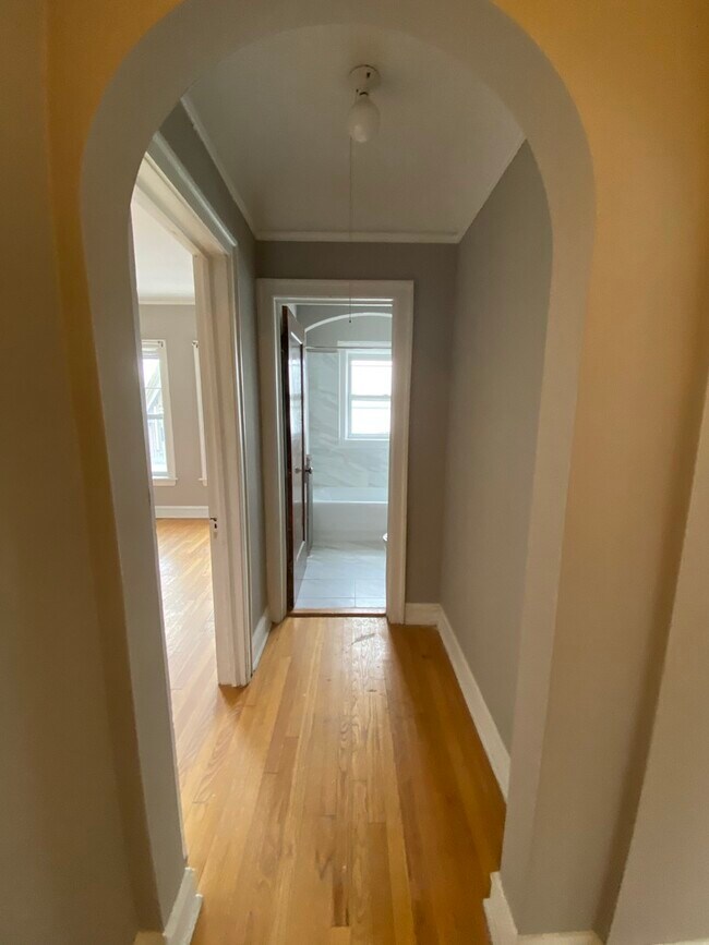 Photo - 219 S Main St