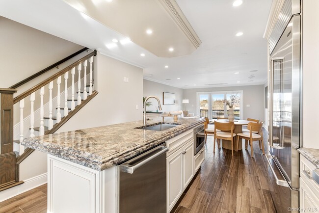 Photo - 3047 Mitchell Rd