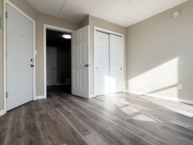 Photo - 76 CARLTON Ave Unit 8