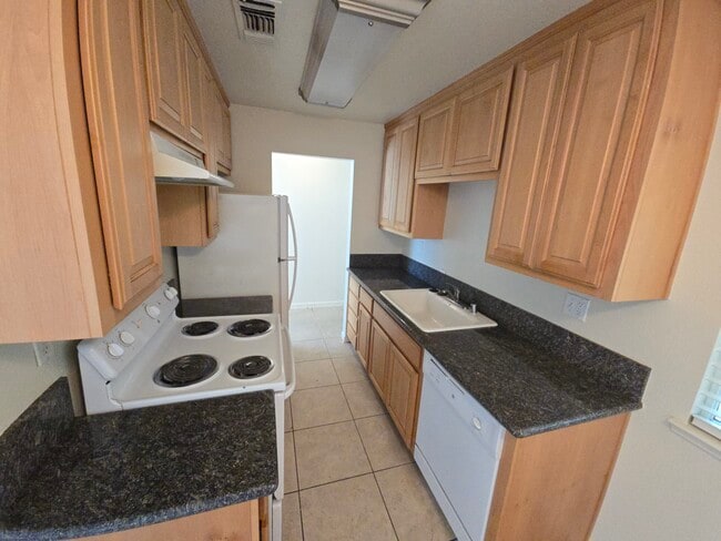 Photo - 2412 Carta Ct