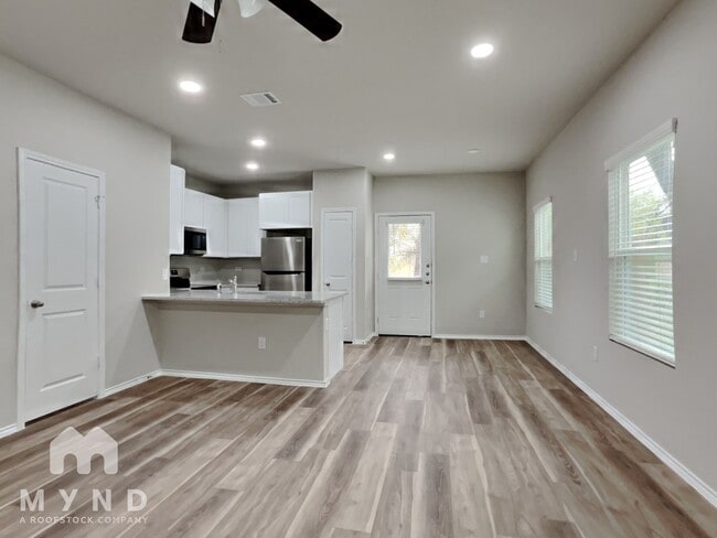 Photo - 1234 Shadwell Dr