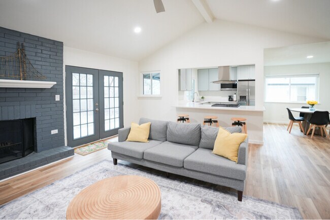 Photo - 2607 Aldford Dr