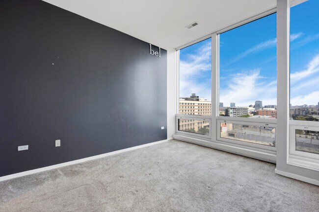 Photo - 500 W Superior-710 Unit 710