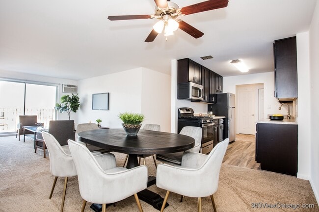 Two Bedroom Dinningroom