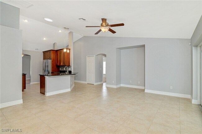 Photo - 460 14th Ave NE