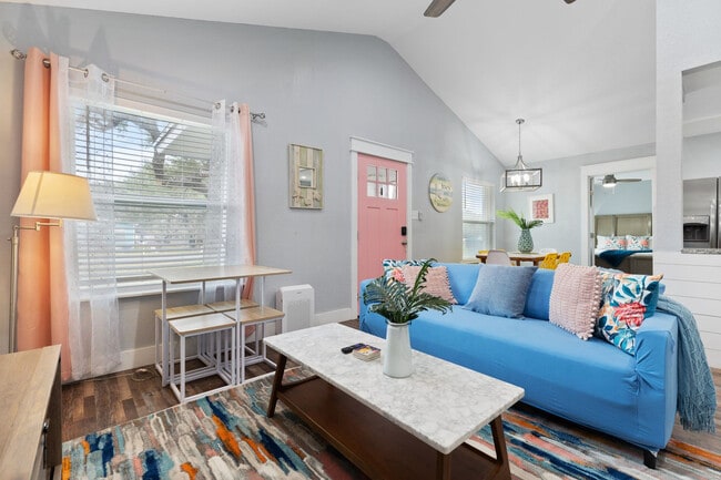 Photo - 511 N Racine St Unidad ID1268431P