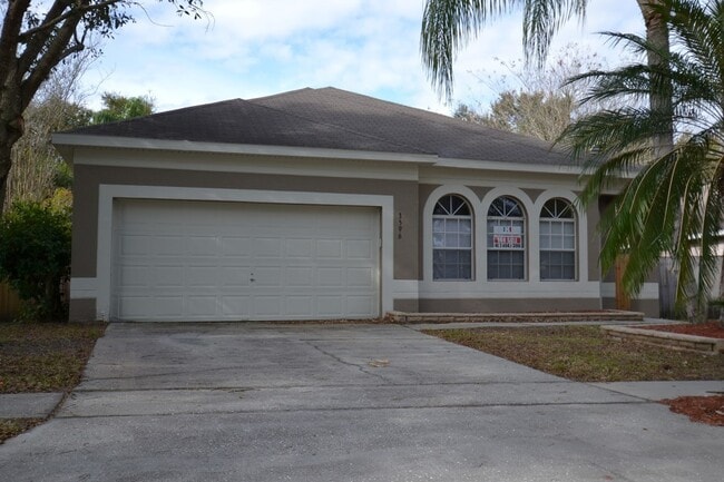 Fantastic fully upgraded 4 BR Oviedo Pool ... - Fantastic fully upgraded 4 BR Oviedo Pool ... House
