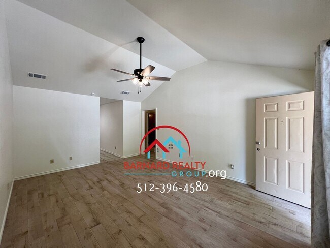 Photo - Available July 25: Well Maintained 3/2 Duplex