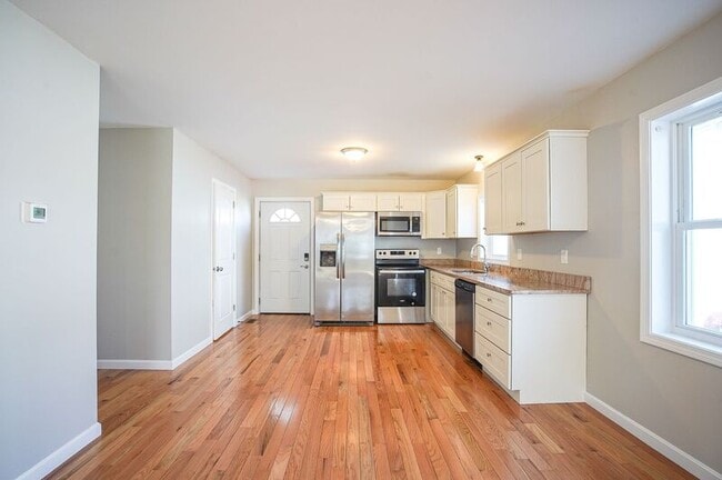 18 Healey St