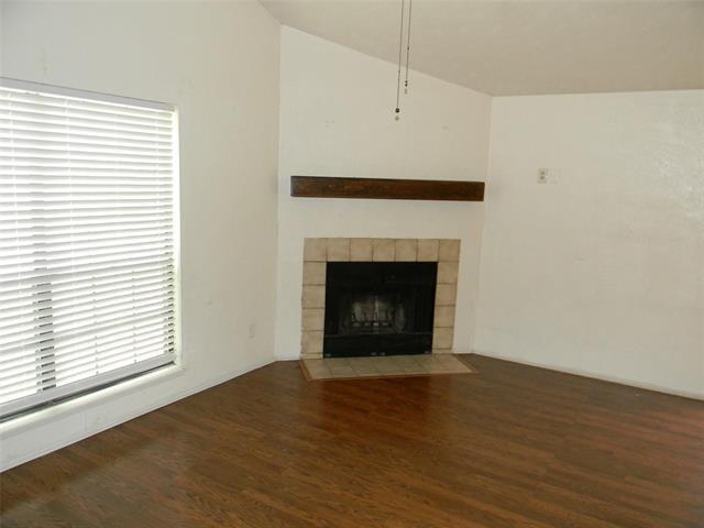 Photo - 4221 Heath St