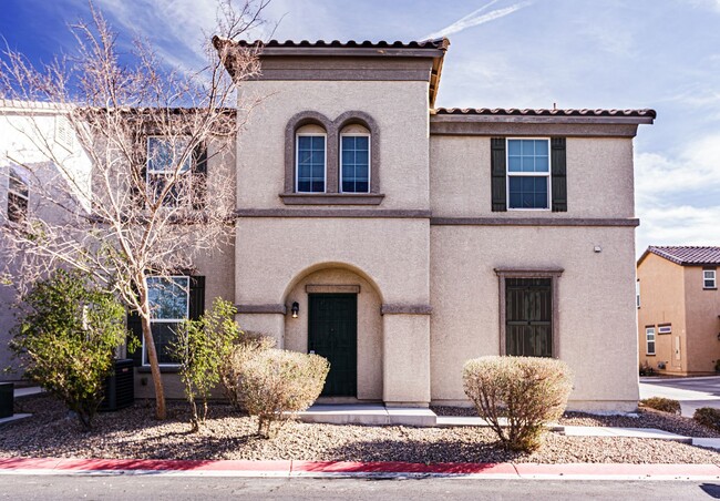 Beautiful two-story home - Beautiful two-story home