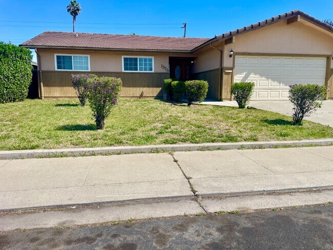 Photo - 1375 Mitchell Ln