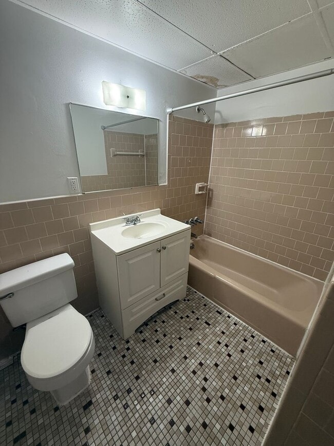 Photo - Rarely Available Studio Unit 260-30
