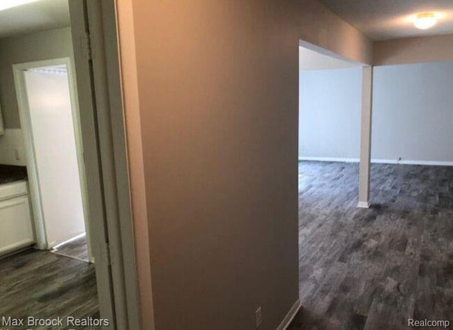 Photo - 16255 W Nine Mile Rd Unit 101