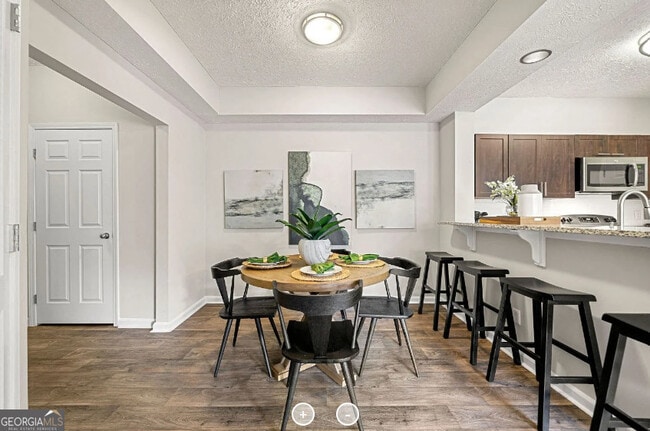 Photo - 7150 Peachtree Dunwoody Rd NE Unit 1028